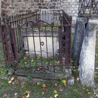 Grave of Brochet