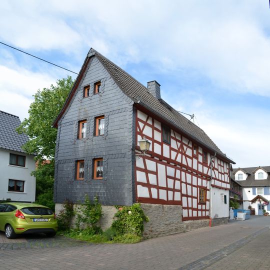 Alois-Born-Straße 21