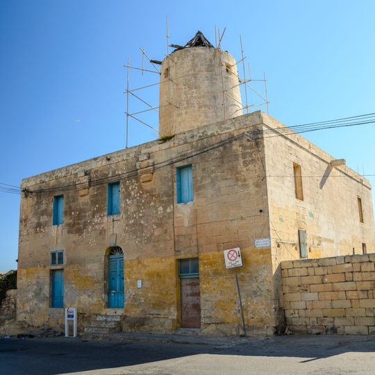 Tal-Għaqba Windmill