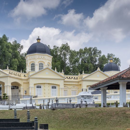 Real mausoleo de Mahmoodiah