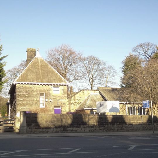 The Coach House And Boundary Wall