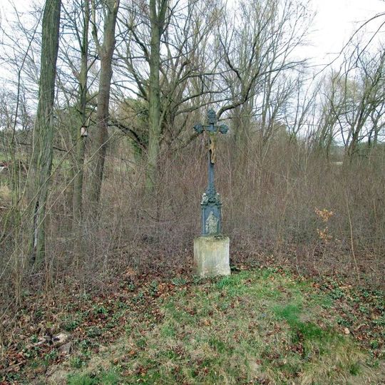 Kříž východně od Třebýcinky