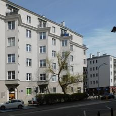 SM Zjednoczenie house in Warsaw