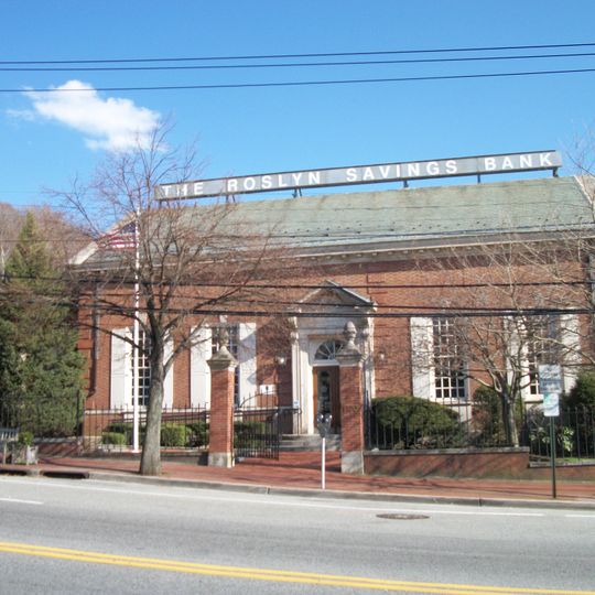 Roslyn Savings Bank Building