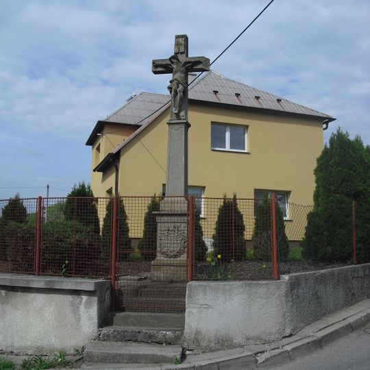 Krucifix se Salmovským erbem