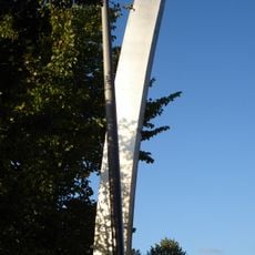 Boogvorm met regenboog