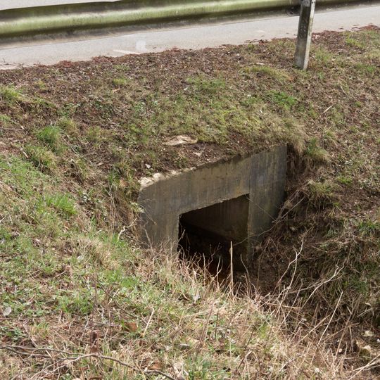 Bachdurchlass bei Wallnsdorf