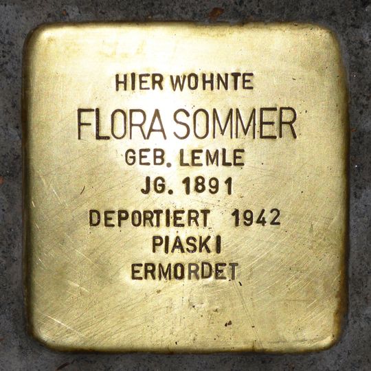 Stolperstein en memoria de Flora Sommer