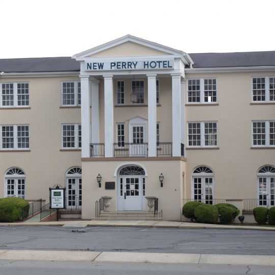 New Perry Hotel
