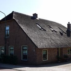 Dorp 233, Benschop