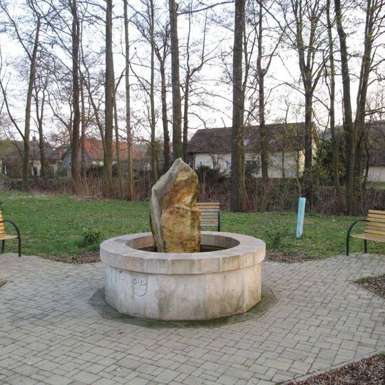 Kašna v Kamenném Újezdu