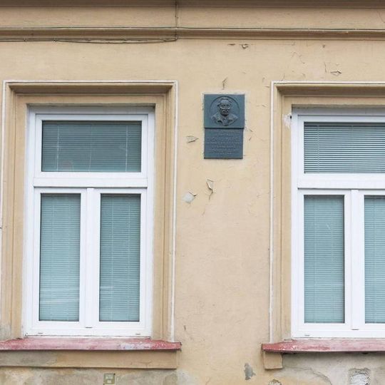 Pamětní deska Michala Mareše na domě Českobratrská 23 v Teplicích