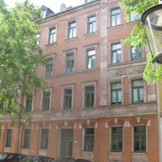 Mietshaus in geschlossener Bebauung Tschaikowskistraße 45