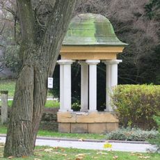 Gloriet (altán) u zámku v Čížkovicích