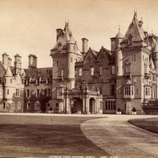Kinnaird Kalesi, Brechin