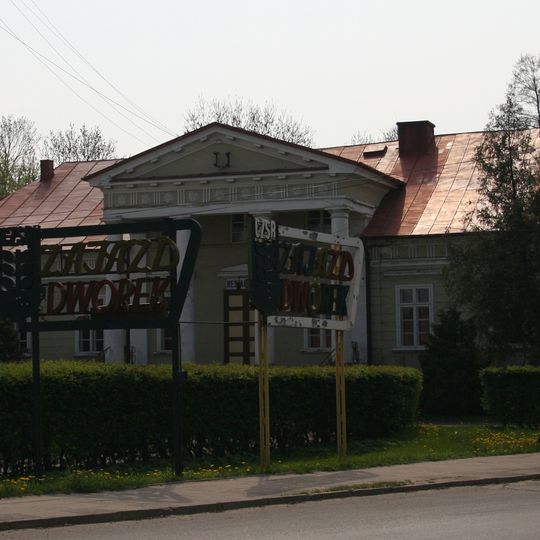 Manor house in Kamyk