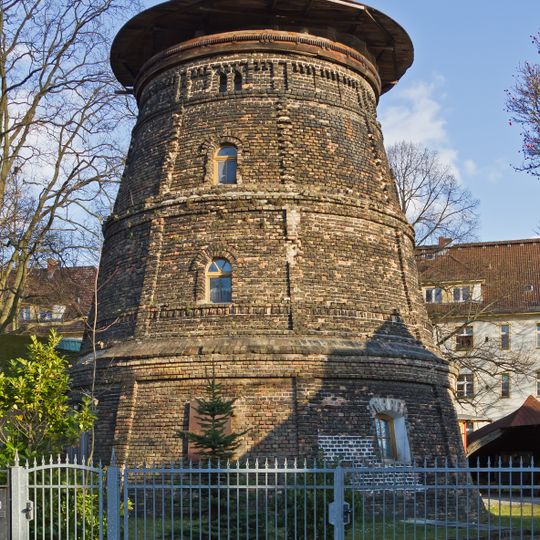 Holländische Mühle mit Motorhaus und Verbindungskanal