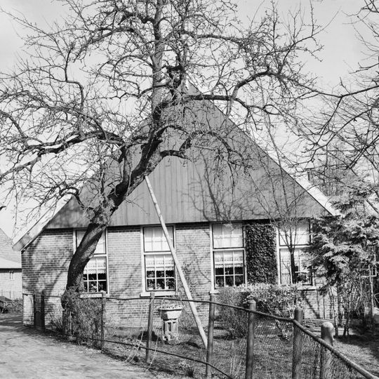 Oosteinde 237, Vriezenveen