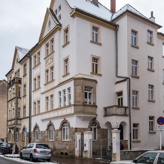 Amalienstraße 20, 22