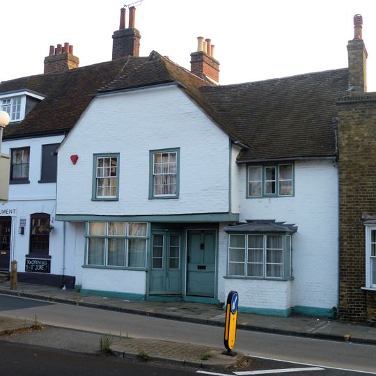 36, St Dunstan's Street