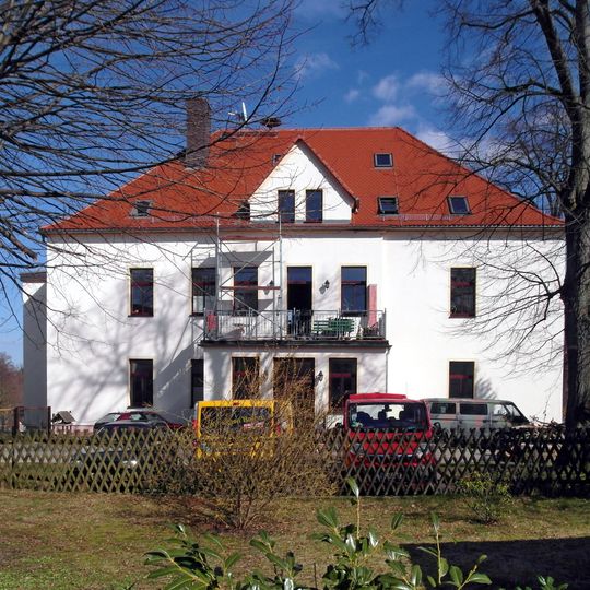 Rittergut Obermittelherwigsdorf Mittelhofweg 1; 2; 3; 4