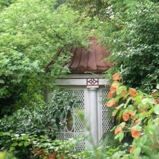 Hölzerner Gartenpavillon