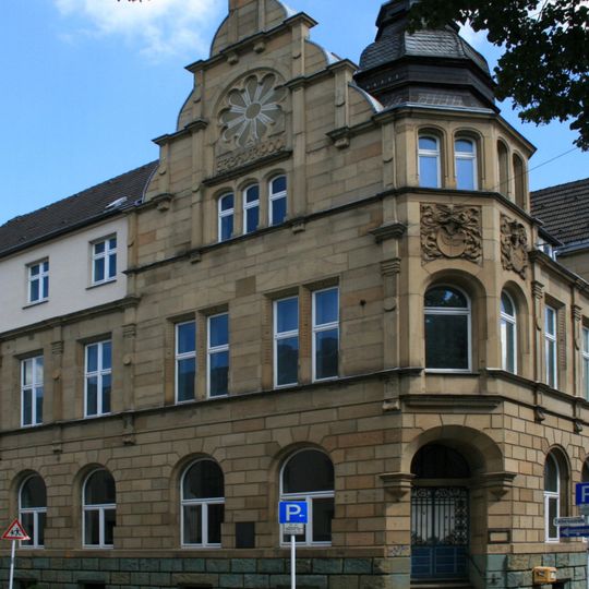 Albertusstraße 44 a