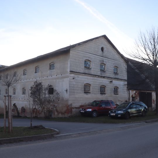 Sýpka v Nových Syrovicích čp. 15