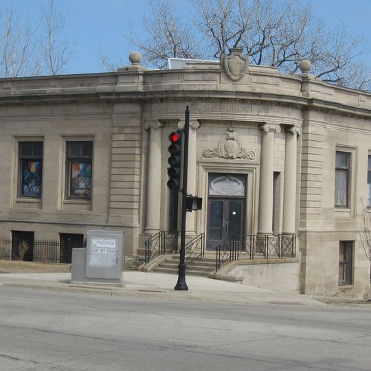 Waukegan Public Library