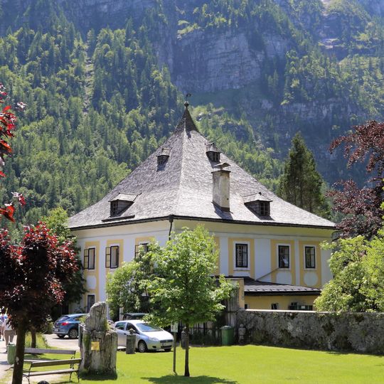Wohnhaus, Benefizium mit Gartenhaus