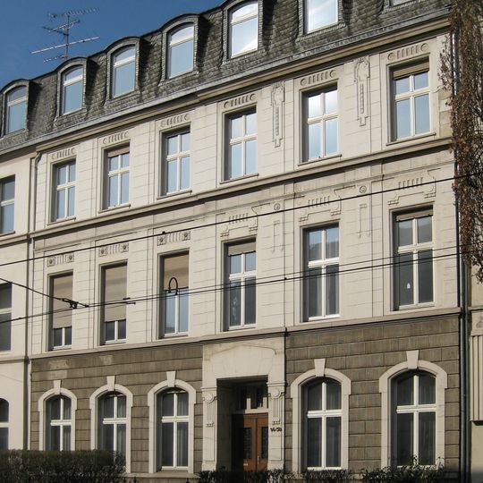 Thomas-Mann-Straße 46–50