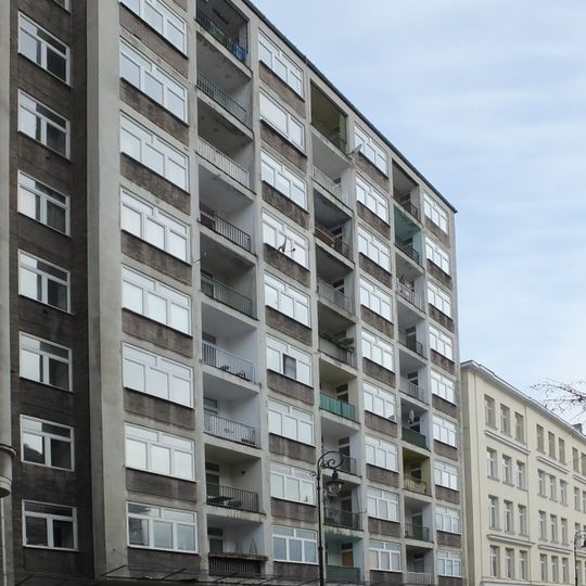 Budynek mieszkalny Głównego Instytutu Pracy