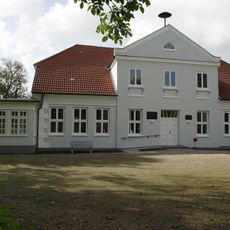 Ehem. Gutshaus (Schule)
