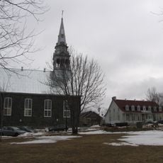 Église et presbytère de Saint-Jean-Chrysostome