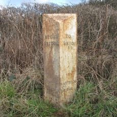 Milepost, W Broad Oak, just w of jct with Broad Oak Lane