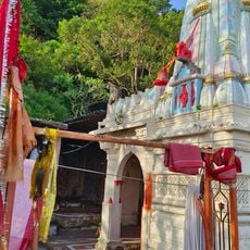 Hanumam Dhara