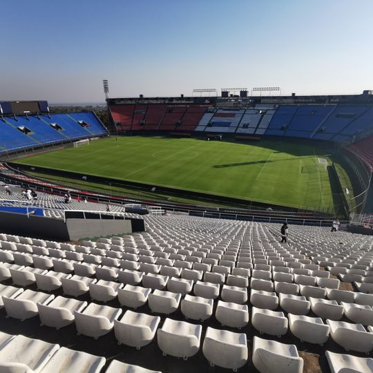 Estadio Defensores del Chaco