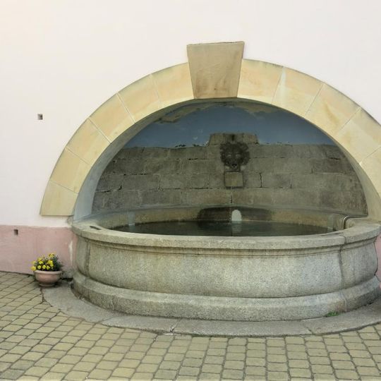 Kašna u hotelu Florian v Lokti