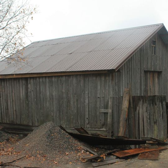 Двор-сеновал Степанова