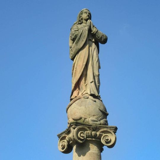 Sloup se sochou Panny Marie v Babicích