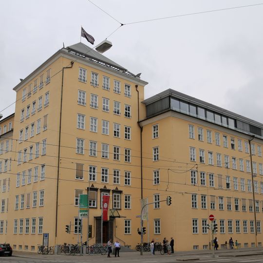 Arnulfstraße 56-58-60