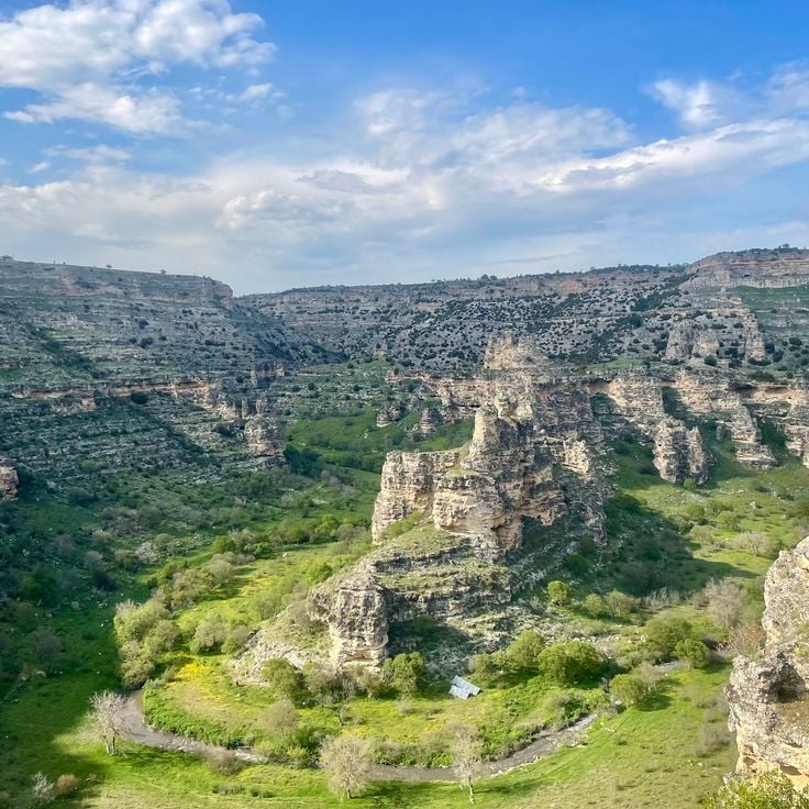 Treinta y cinco lugares para explorar la Turquía egea, entre ruinas antiguas y aldeas de piedra