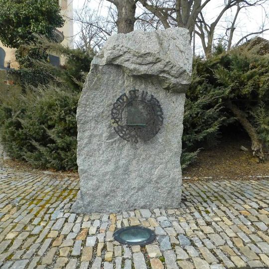 Památník založení Kostelce u Křížků