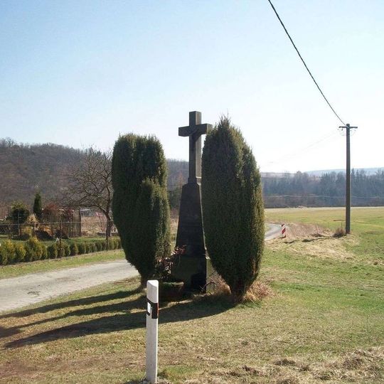 Kříž jižně od Nadryb