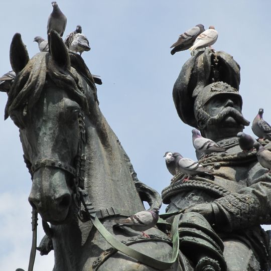 Giardini pubblici e statua di re Umberto