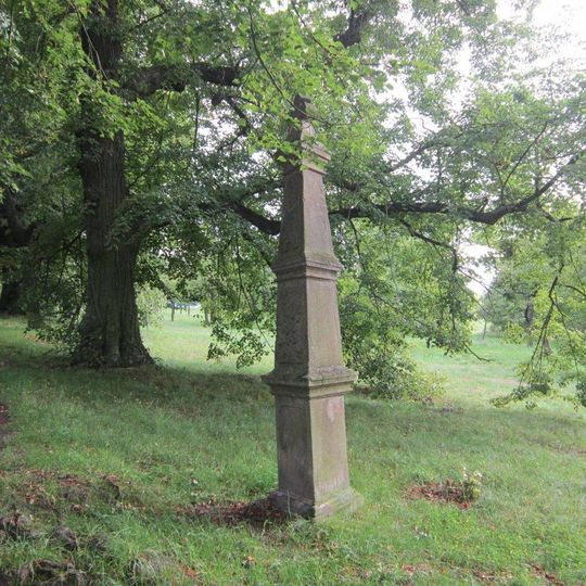 Kříž na křížové cestě u Rosic - 6. zastavení