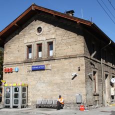 Empfangsgebäude Steinsch in Tirol