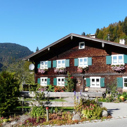 Wohnteil eines ehemaligen Bauernhauses