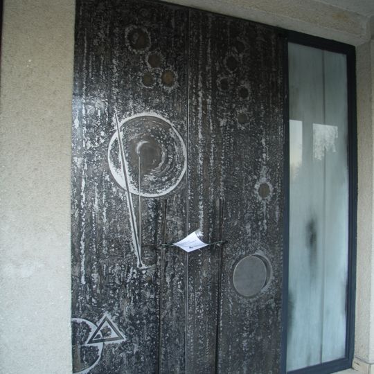 Leptaná skla pro smuteční obřadní síň