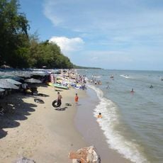 Cha-am beach